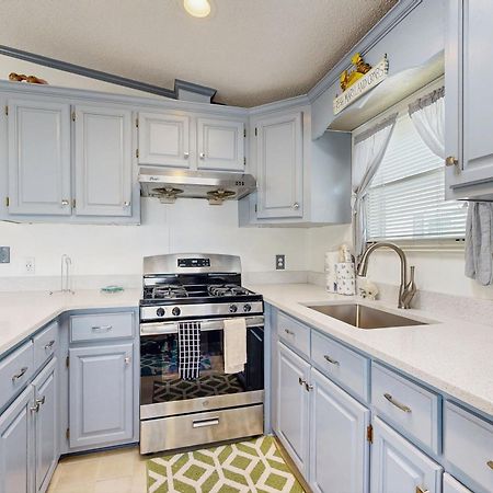 Assateague Point - Bay Breeze Villa Берлин Екстериор снимка